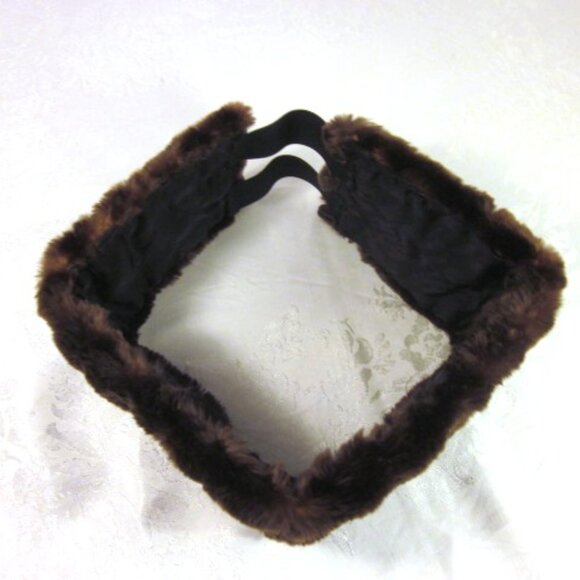 VINTAGE FUR HEADBAND 50's- 60's SATIN LINING VERY GOOD CONDITION ELASTIC IN BACK - Picture 2 of 7
